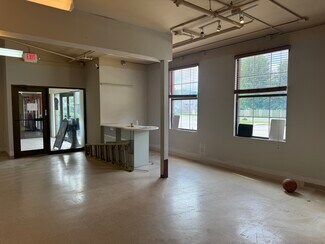 Plus de détails pour 1031-1057 N Edge Trl, Verona, WI - Commerce de détail à louer