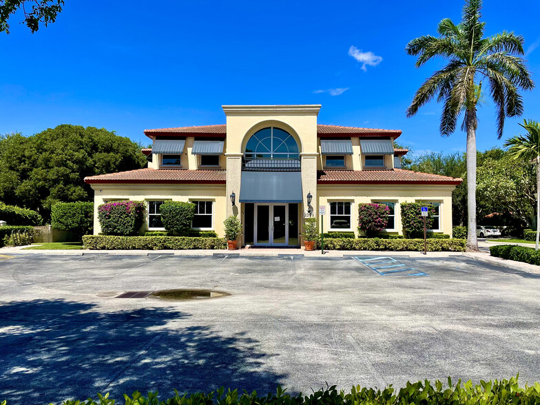 3299 NW Boca Raton Blvd, Boca Raton, FL à vendre - Photo du bâtiment - Image 1 de 1