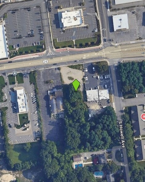 1662 Middle Country Rd, Centereach, NY for sale - Primary Photo - Image 1 of 6