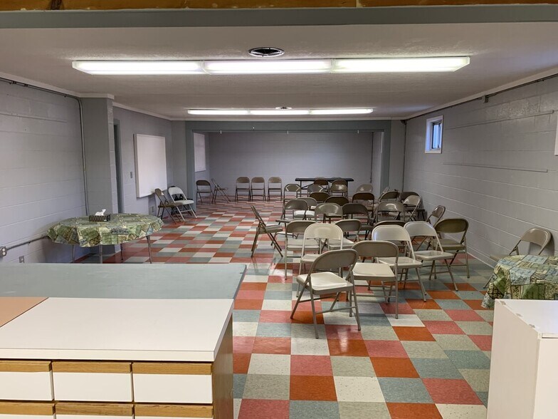 4494 Morrish Rd, Swartz Creek, MI à vendre - Photo intérieure - Image 3 de 6