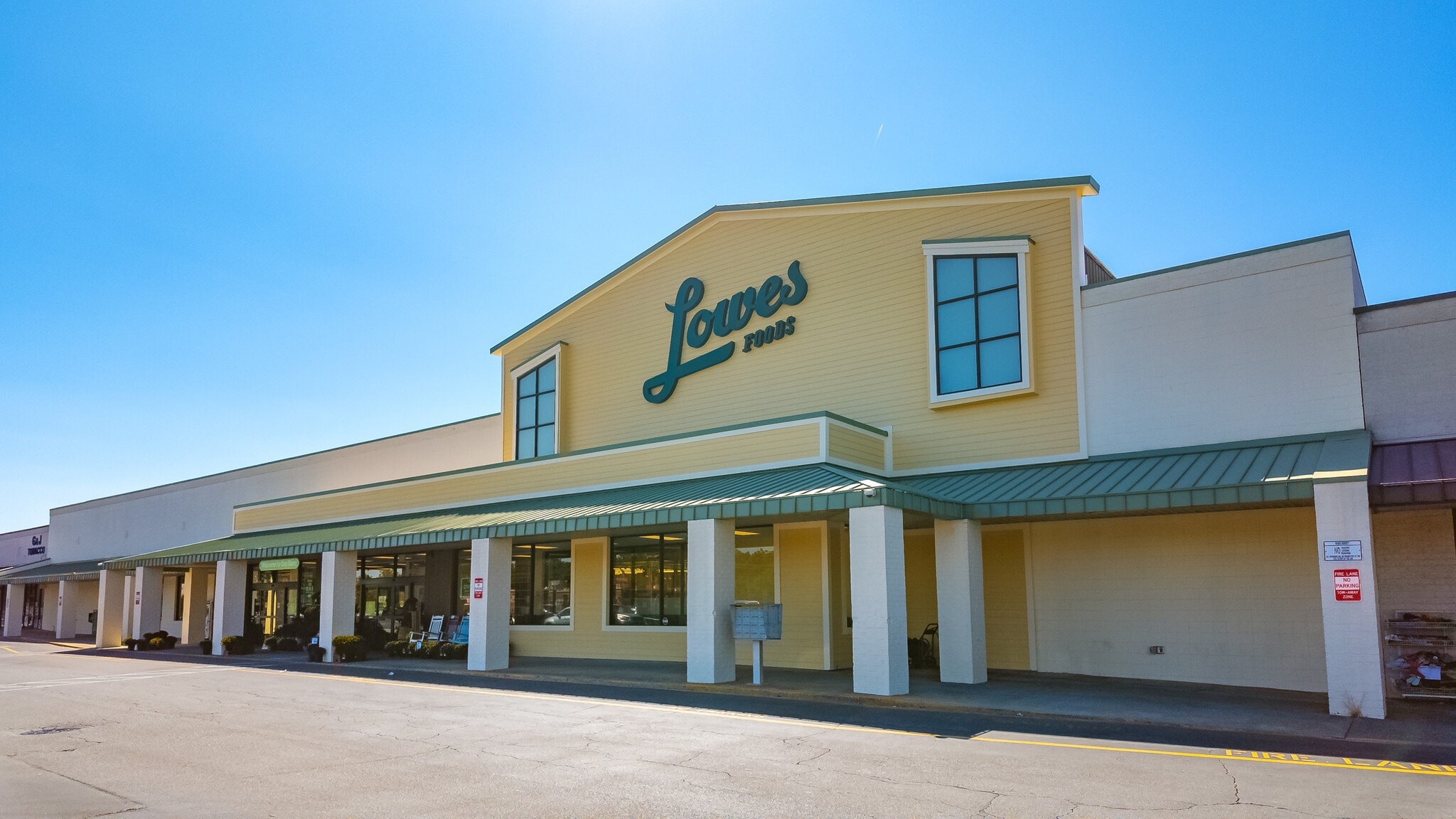 1537 Freeway Dr, Reidsville, NC à louer Photo du bâtiment- Image 1 de 8