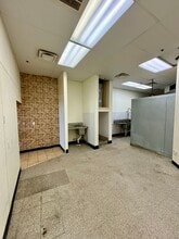 121-179 Cross Center Rd, Denver, NC for lease Interior Photo- Image 1 of 5