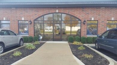 1880-1888 E Fabyan Pky, Batavia, IL for lease Building Photo- Image 1 of 22