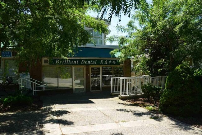 More details for 3050 41st Av W, Vancouver, BC - Multifamily for Sale