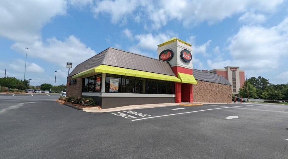 1307 N St Augustine Rd, Valdosta, GA for lease - Primary Photo - Image 1 of 6