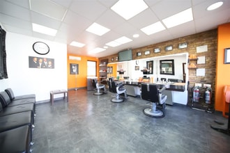 81 Ordnance Rd, Enfield à vendre Photo intérieure- Image 2 de 5