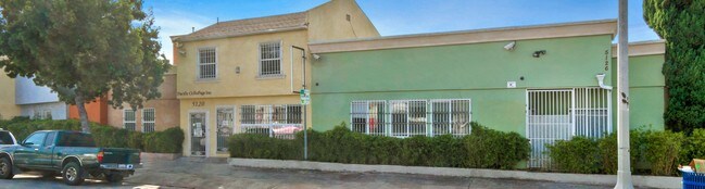 Plus de détails pour 5120-5126 W Pico Blvd, Los Angeles, CA - Bureau/Commerce de détail à louer