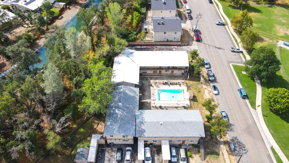 1597 Bruce Dr, Anderson, CA for sale - Building Photo - Image 3 of 24