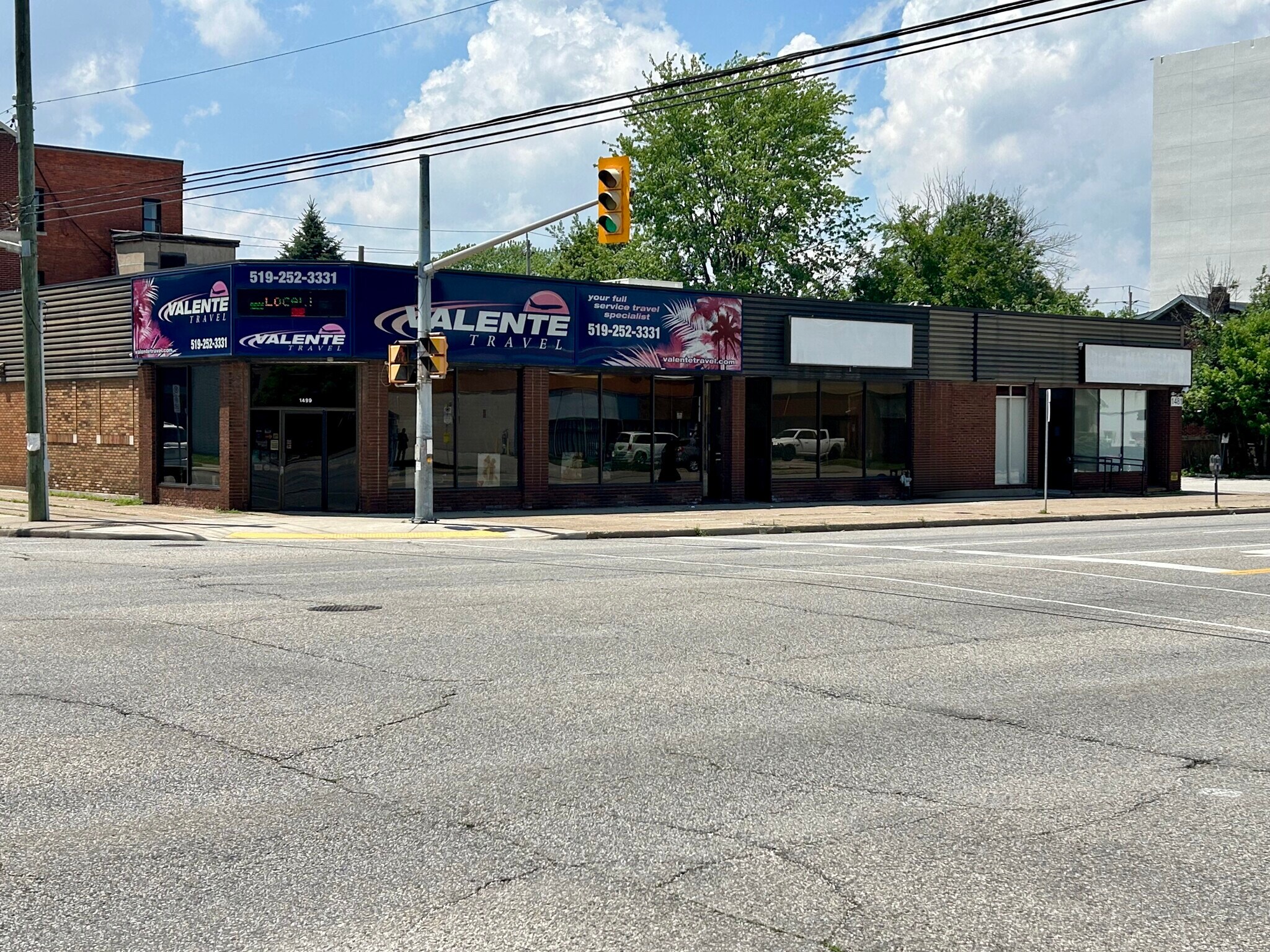 1481 Ouellette Av, Windsor, ON for lease Primary Photo- Image 1 of 6