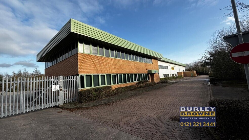 Kingsbury Rd, Sutton Coldfield à louer - Photo du bâtiment - Image 2 de 31