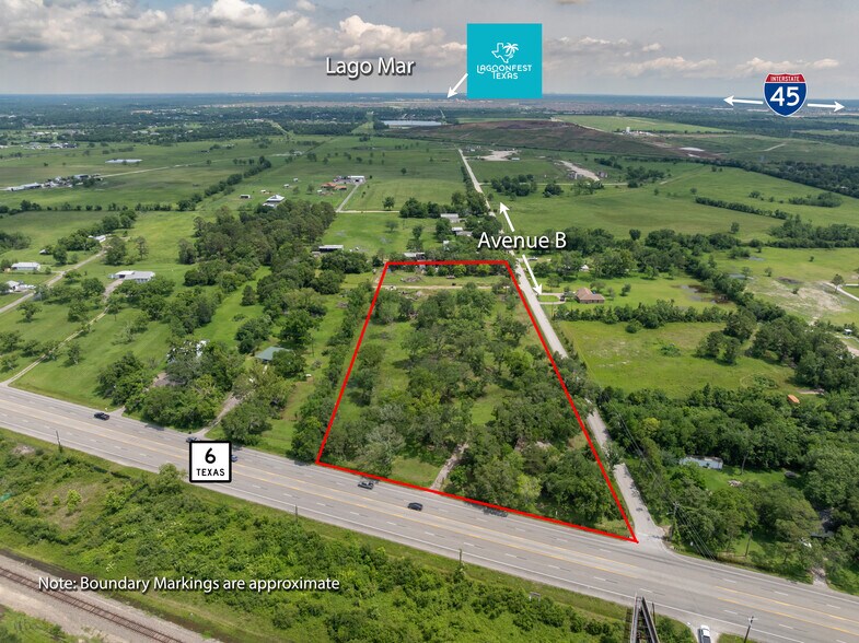 10802 Highway 6, Santa Fe, TX à vendre - Photo du bâtiment - Image 3 de 6