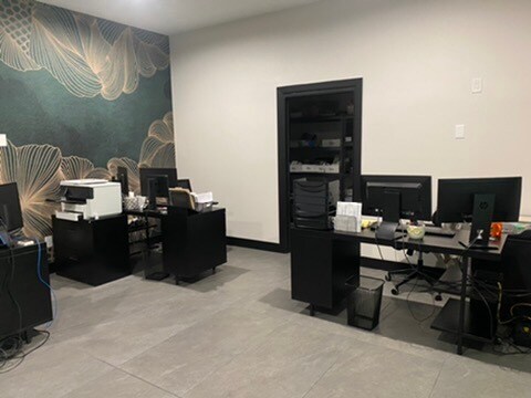 121 W 6th St, Justin, TX à vendre Photo du bâtiment- Image 1 de 6