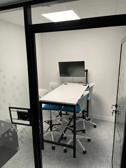 8-10 Avenue De L'Arche, Courbevoie à louer - Photo du bâtiment - Image 3 de 13