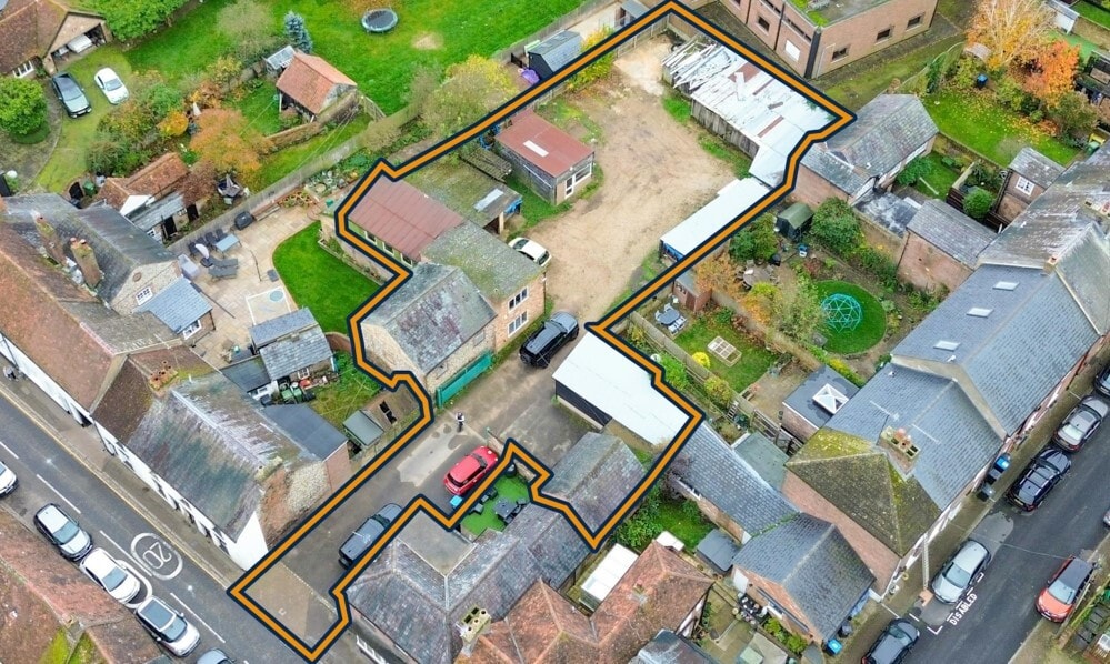 50 High St, Markyate for lease Primary Photo- Image 1 of 38