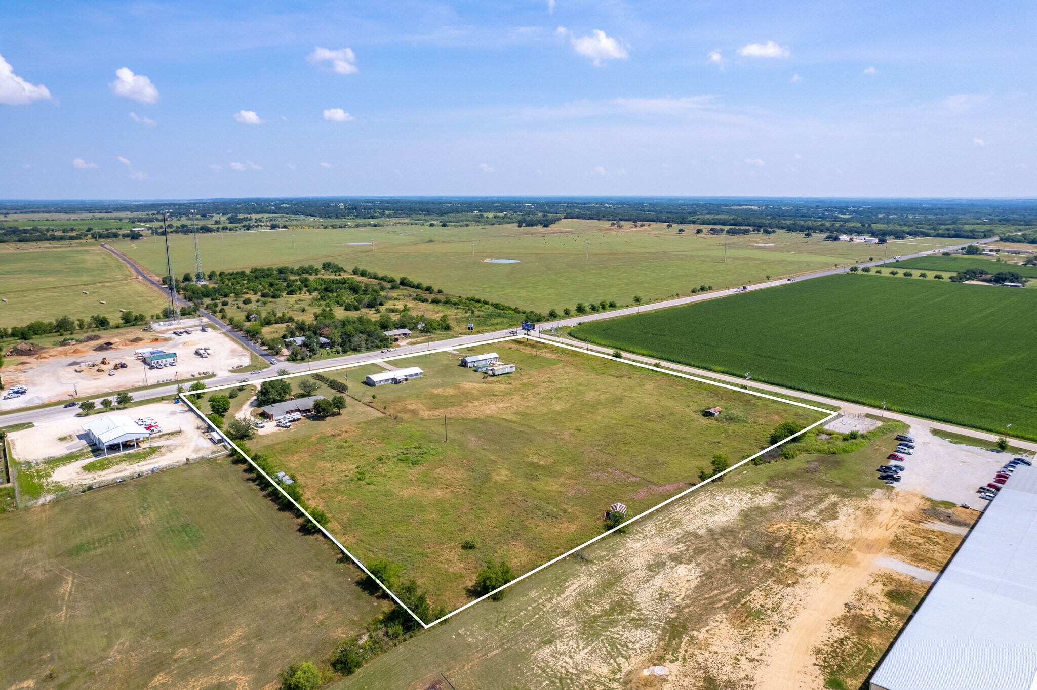1206 E Jefferson Ave, Whitney, TX à vendre Photo du bâtiment- Image 1 de 8