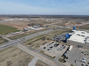 I- 35 S @ Hwy 9 Newcastle, Norman, OK - Aerial  map view - Image1