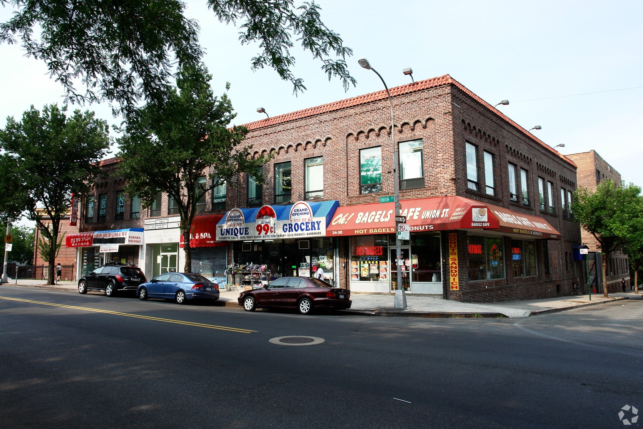 3430-3440 Union St, Flushing, NY for lease Primary Photo- Image 1 of 7