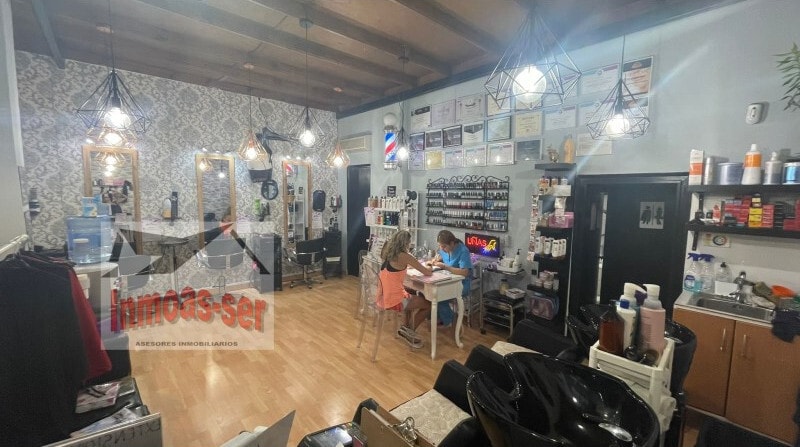 Retail in Barcelona, Barcelona for lease Interior Photo- Image 1 of 11