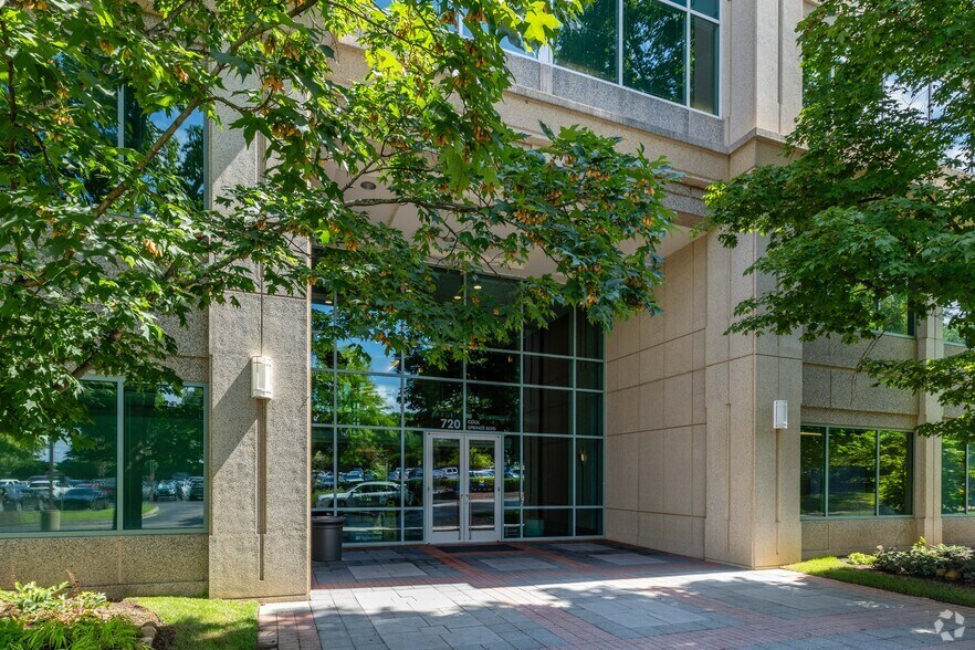 720 Cool Springs Blvd, Franklin, TN à louer - Photo du bâtiment - Image 3 de 4