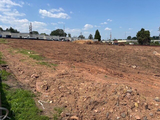 7211 S Hill Dr, Manassas, VA for lease - Building Photo - Image 3 of 4