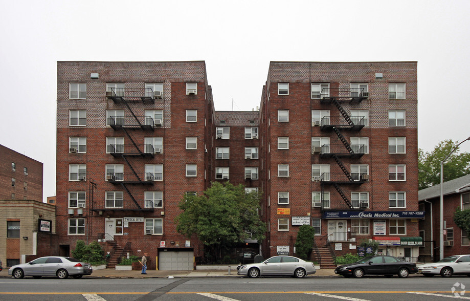 2026 Ocean Ave, Brooklyn, NY à vendre - Photo principale - Image 1 de 1