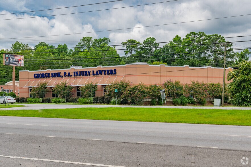 7053 Rivers Ave, Charleston, SC à vendre - Photo principale - Image 2 de 26