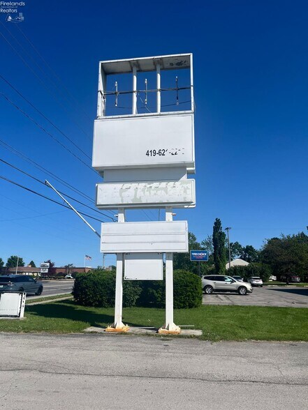 3403 Milan rd, Sandusky, OH à vendre - Photo du bâtiment - Image 2 de 6