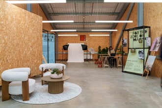 105 Vale Road, London for lease Interior Photo- Image 2 of 14