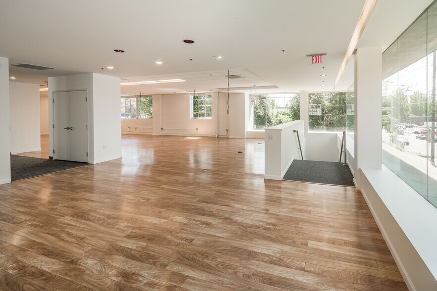 911-915 NE Davis St, Portland, OR à louer - Photo intérieure - Image 3 de 17