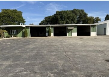 6830 S Howell Ave, Oak Creek, WI à vendre - Photo du bâtiment - Image 2 de 13