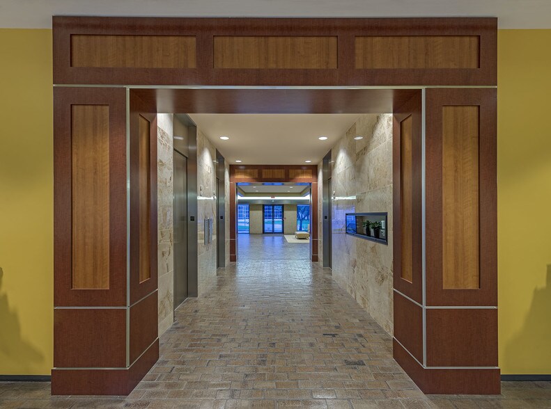 2801 Post Oak Blvd, Houston, TX à louer - Photo intérieure - Image 2 de 10