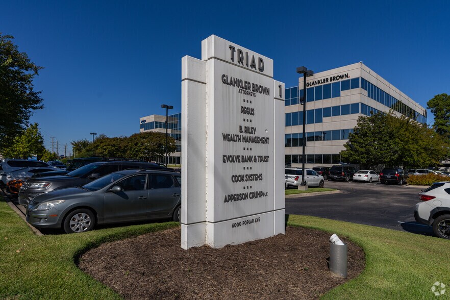 6000 Poplar Ave, Memphis, TN à louer - Photo du bâtiment - Image 2 de 11