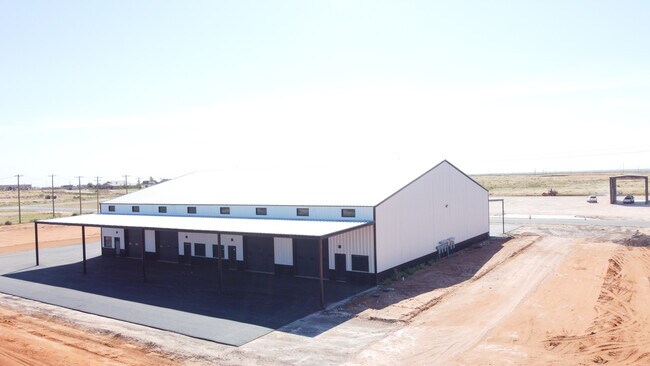 Plus de détails pour 5518 CR-135, Midland, TX - Industriel à louer