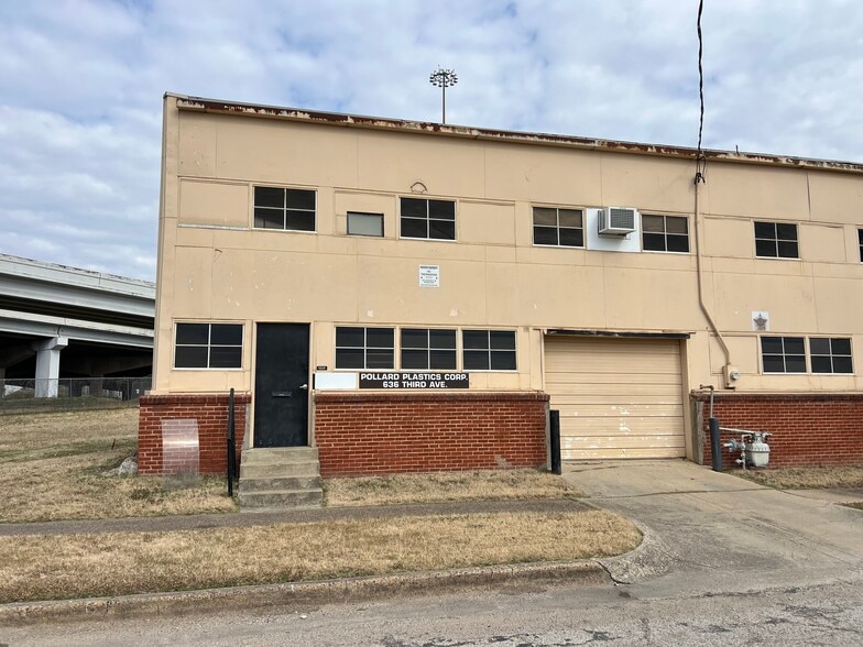 636 Third Ave, Dallas, TX for sale - Primary Photo - Image 1 of 20