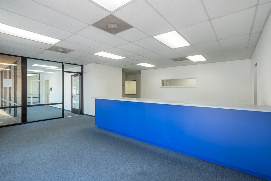 1455 South St, Redding, CA for sale - Building Photo - Image 3 of 34