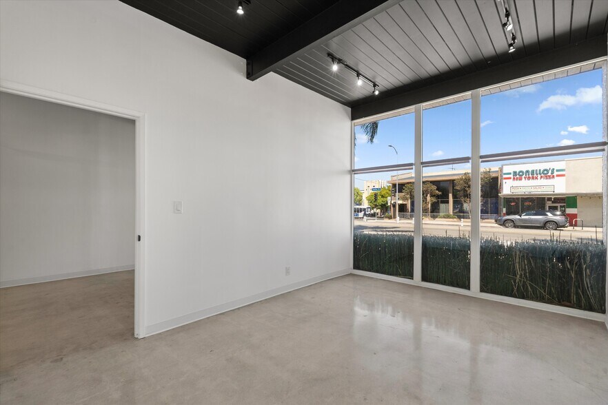 805 S Gaffey St, San Pedro, CA à vendre - Photo intérieure - Image 3 de 21