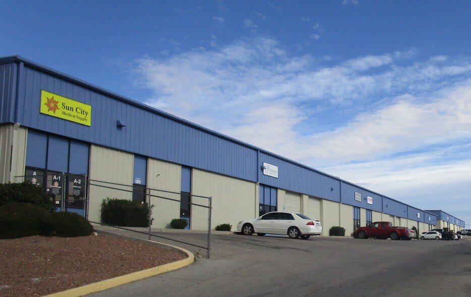 1520 Goodyear Dr, El Paso, TX à louer - Photo du bâtiment - Image 3 de 5