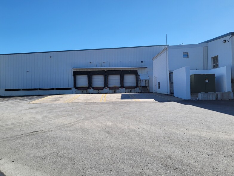 1383 Industrial Blvd, Crossville, TN à louer - Photo du bâtiment - Image 2 de 6