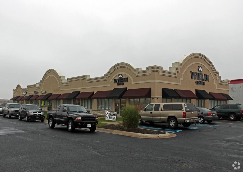 115-121 93rd Ave, Crown Point, IN à louer - Photo du bâtiment - Image 1 de 1