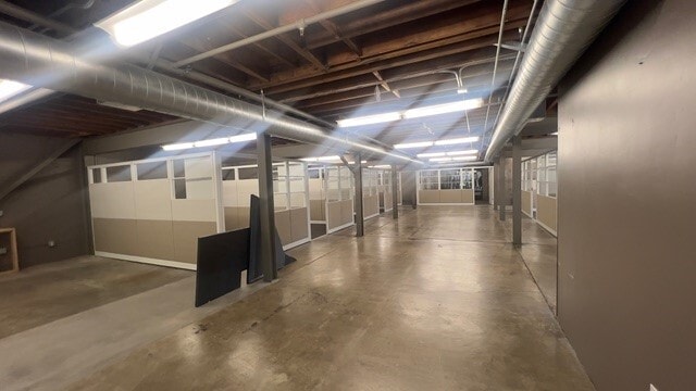 269-299 Bassett St, San Jose, CA for lease - Building Photo - Image 3 of 21
