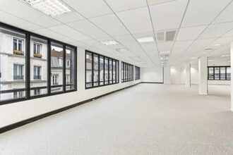 13 Rue Moreau, Paris for lease Interior Photo- Image 1 of 4