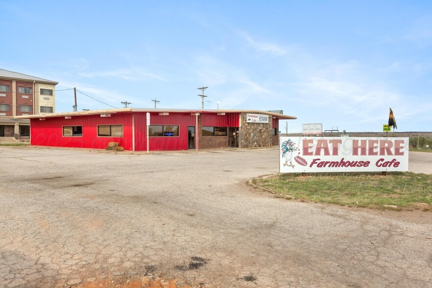 103 Interstate 40, Shamrock, TX for sale - Building Photo - Image 2 of 27