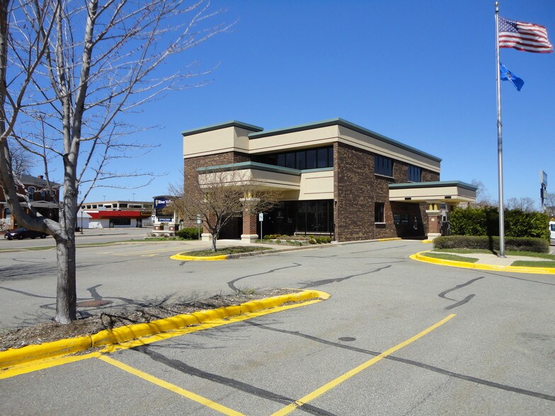 101 Grand Ave, Wausau, WI à louer - Photo du bâtiment - Image 2 de 5