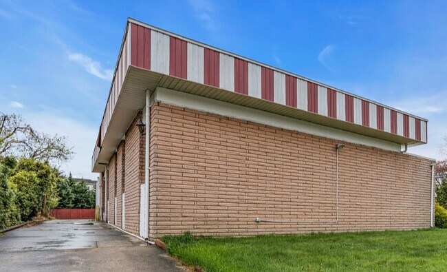 Plus de détails pour 242 Neptune Blvd, Neptune, NJ - Commerce de détail à vendre