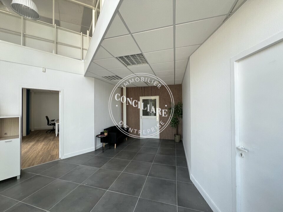 8 Rue Maurice Caunes, Toulouse for sale Interior Photo- Image 1 of 6