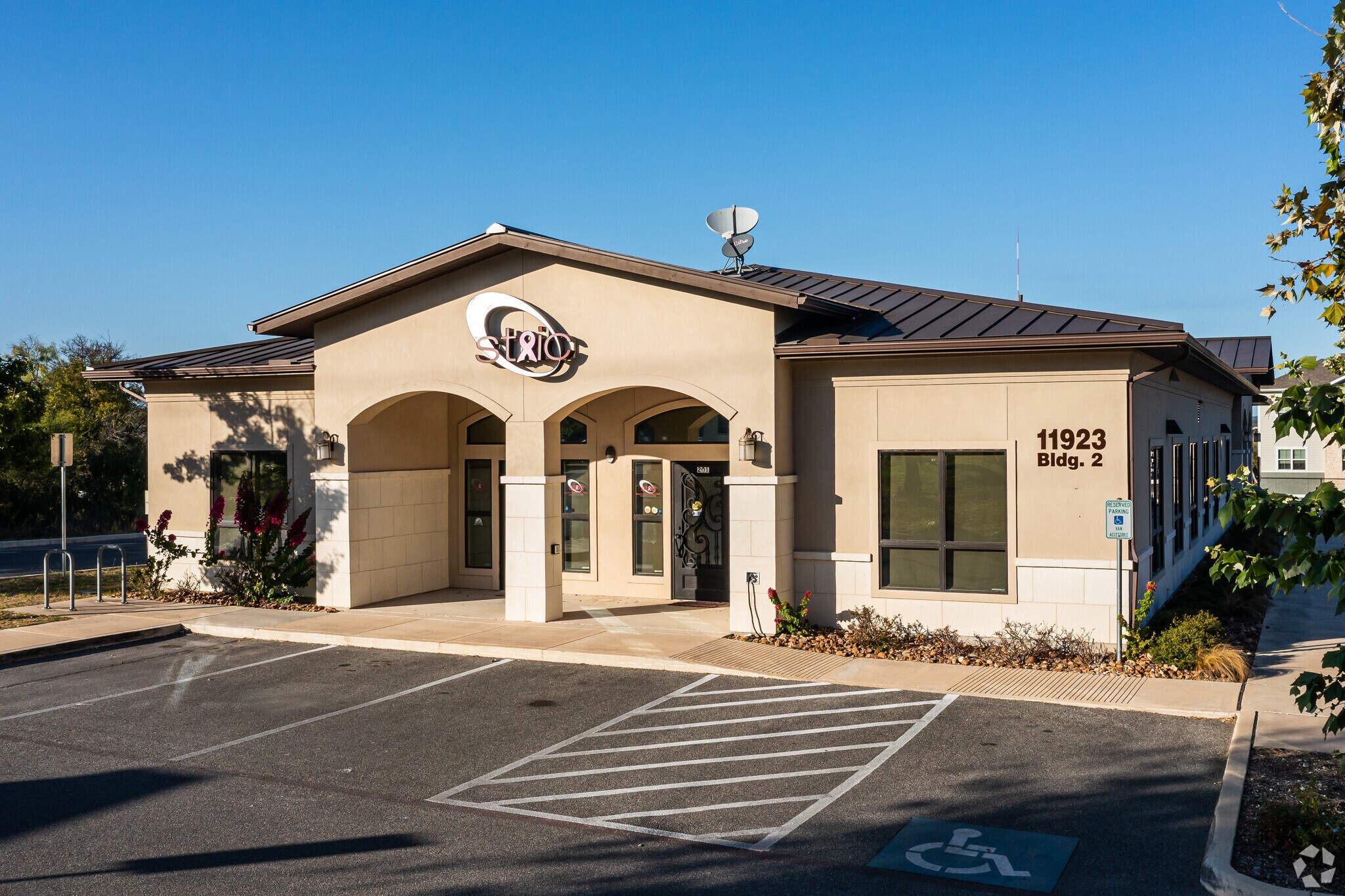 11923 Culebra Rd, San Antonio, TX à vendre Photo principale- Image 1 de 14