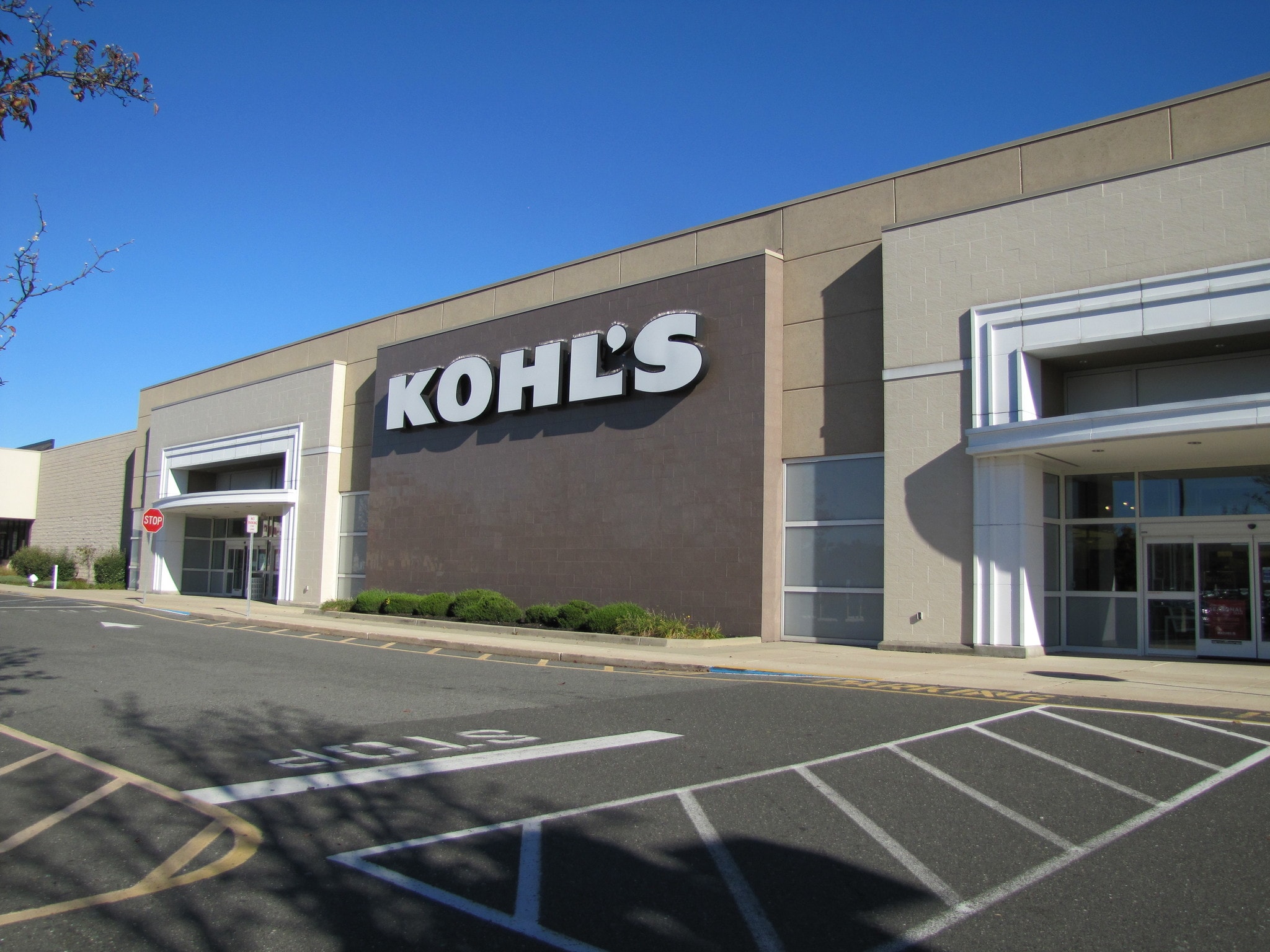 1061-1099 Highway 9, Old Bridge, NJ for lease Primary Photo- Image 1 of 10