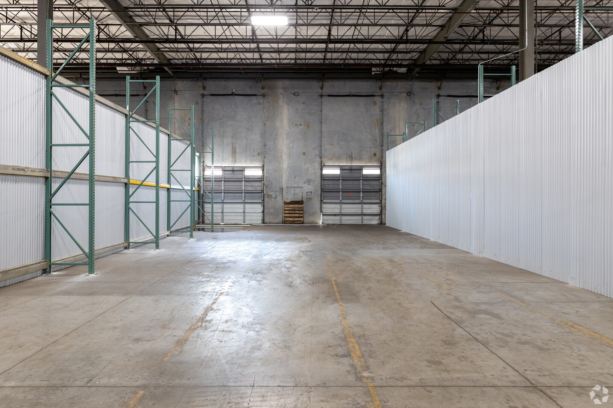 2507 Investors Row, Orlando, FL à louer Photo principale- Image 1 de 57