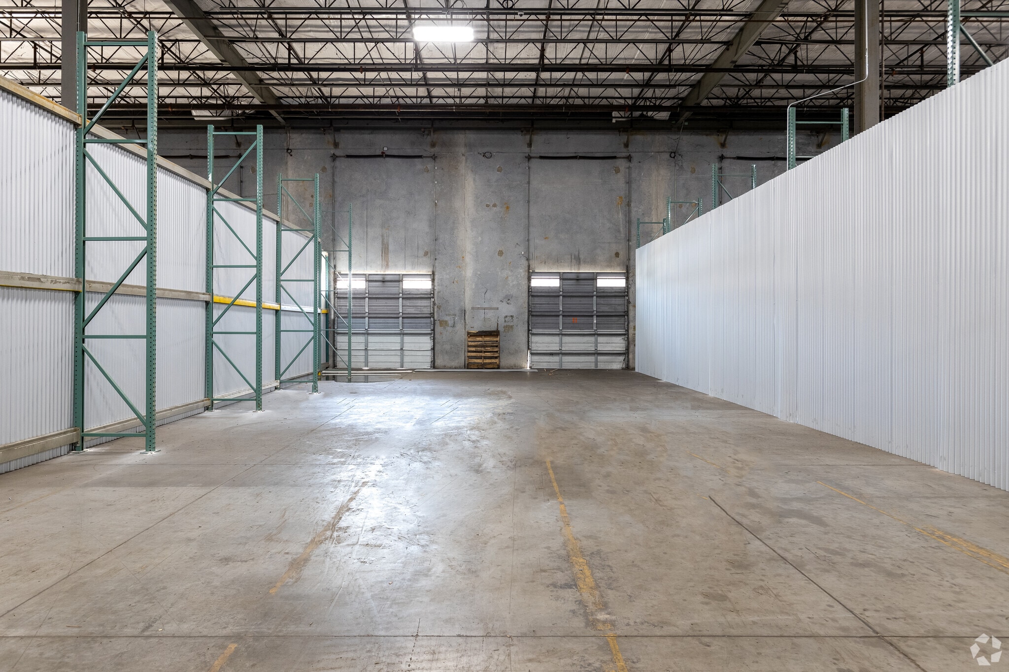 2507 Investors Row, Orlando, FL for lease Primary Photo- Image 1 of 57