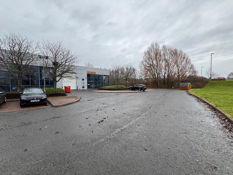 Clydesmill Pl, Glasgow for lease - Building Photo - Image 3 of 9